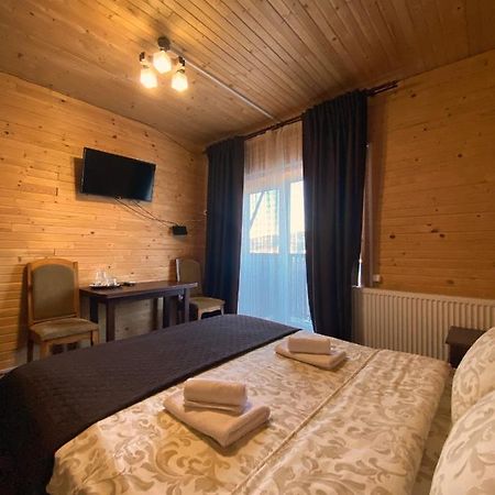 Forrest Hotel Μπούκοβελ Εξωτερικό φωτογραφία